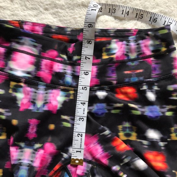 Athleta freedom sonar leggings - Picture 10 of 13